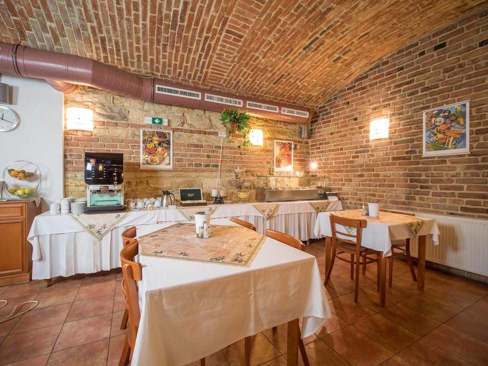 Alton Hotel Praha